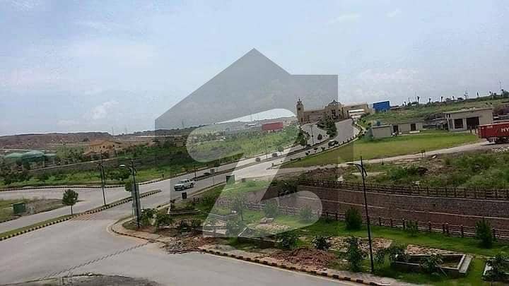 Bahria Enclave Islamabad Sector C3 9 Marla Road 10 plot available for sale.