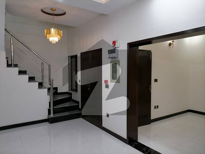 5 Marla Spacious House Available In DHA 11 Rahbar Phase 2 - Block F For sale