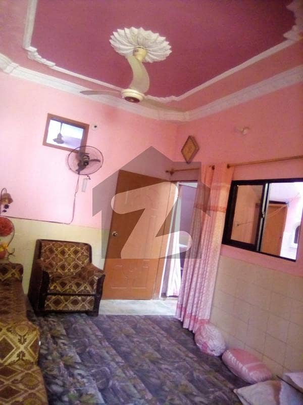 ملت گارڈن ملیر کراچی میں 5 کمروں کا 4 مرلہ مکان 85 لاکھ میں برائے فروخت۔