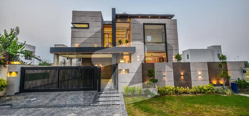 Magnificent 1 Kanal Ultra Modern Brand New Luxury House For Sale