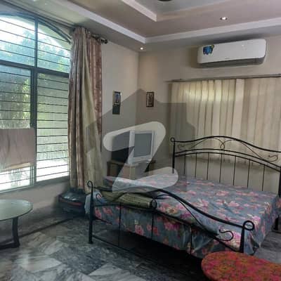 1125 Square Feet Flat For Rent Is Available In Canal View