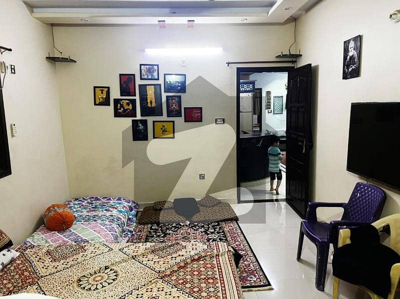 نارتھ ناظم آباد ۔ بلاک ایل نارتھ ناظم آباد کراچی میں 3 کمروں کا 10 مرلہ بالائی پورشن 1.7 کروڑ میں برائے فروخت۔