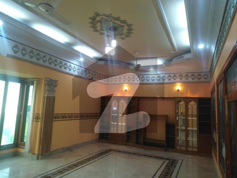 House In Hayatabad Sized 2 Kanal Is Available