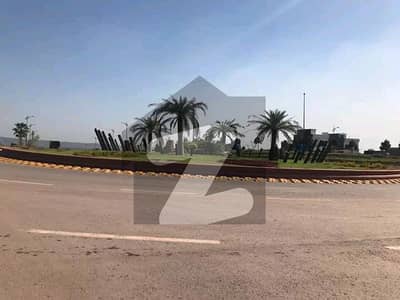 5 Marla Plot For Sale In Bahria Town Phase 8 Extension
