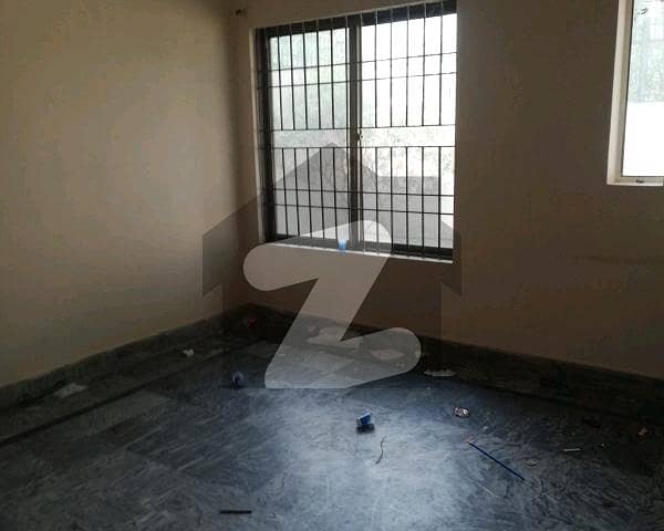 20 Marla House Ideally Situated In Wapda City