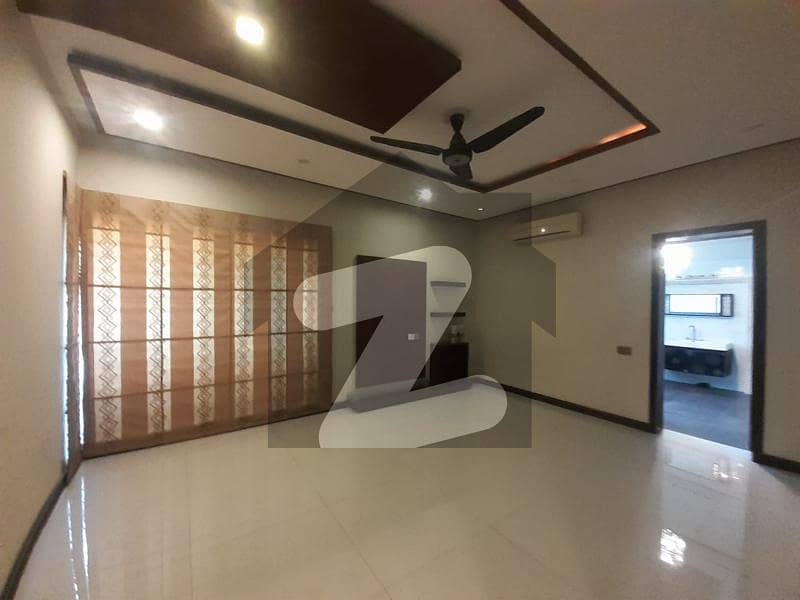1 Kanal Full House For Rent In Dha Phase 5 Prime Location Near To Park