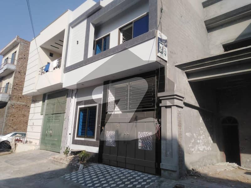 House For Grabs In 3 Marla Khayaban-e-Naveed