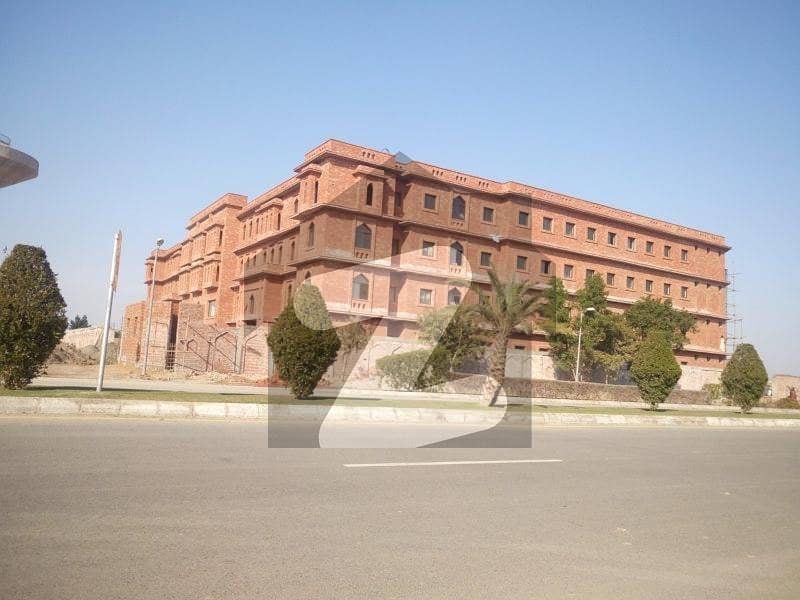 7 MARLA COMMERCIAL PLAZA AVAILABLE FOR SALE IN ALLAMA IQBAL TOWN NEAR KHATAK NALLA LAHORE