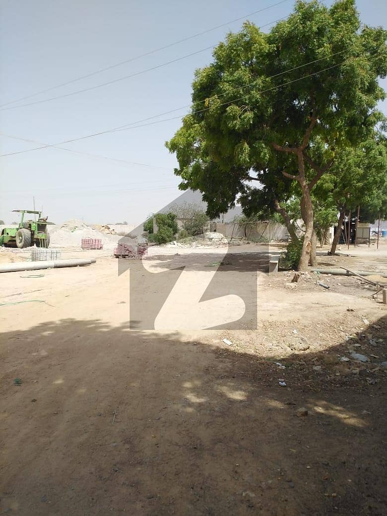 In Umar Marvi Goth 900 Square Feet House For sale