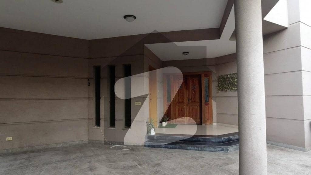 Highly-Desirable 1 Kanal House Available In Askari 11 - Sector B