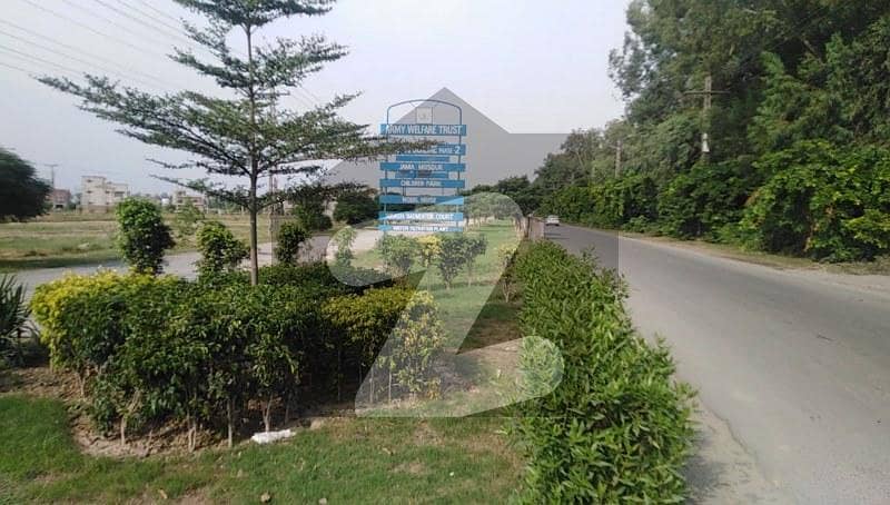 Investors Should sale This Corner Residential Plot Located Ideally In Raiwind Road