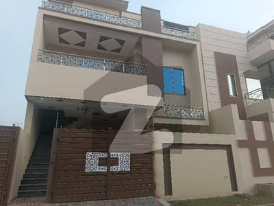 Gulberg Town Beautiful 6m House For Sale