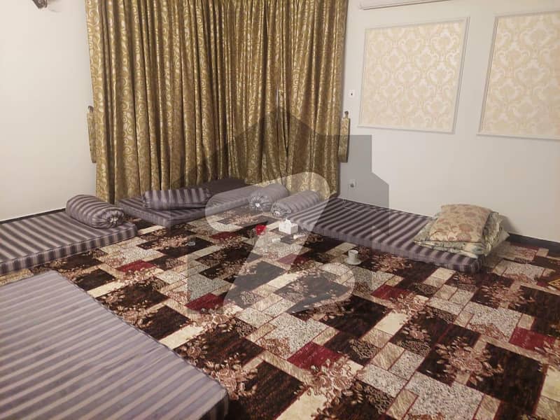 ایف ۔ 11/2 ایف ۔ 11,اسلام آباد میں 2 کمروں کا 1 کنال مکان 12.3 کروڑ میں برائے فروخت۔