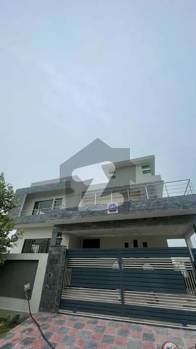 1 Kanal Brand New Corner House For Rent