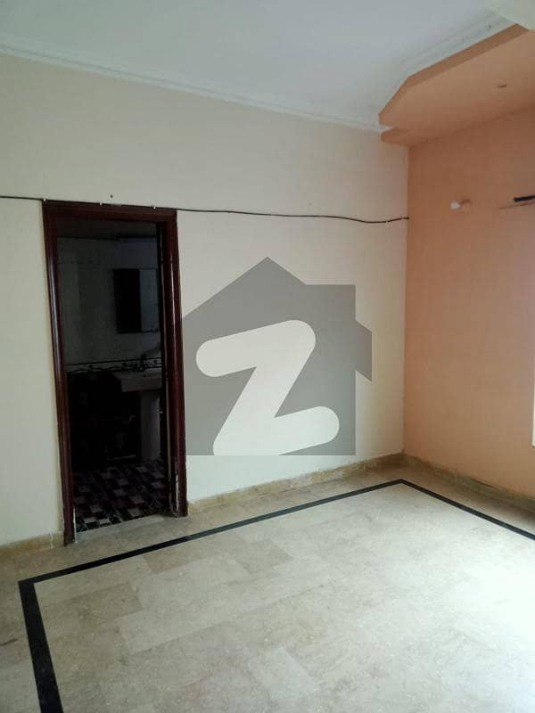 10 Marla Upper Portion For Rent In Ex Air Avenue Phase 8