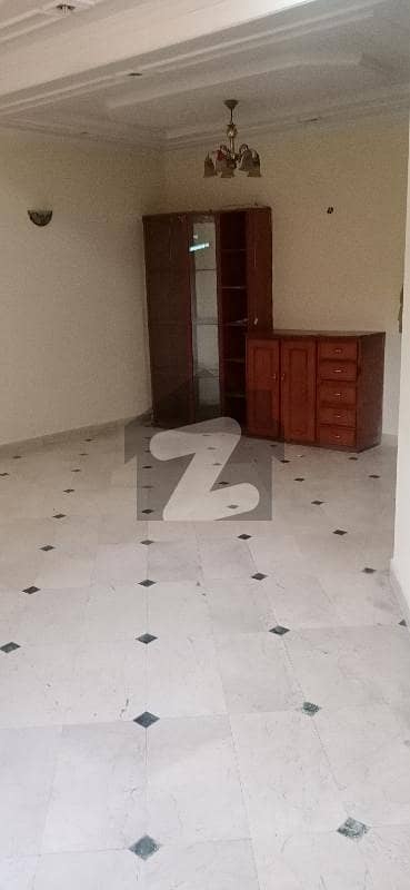 2250 Square Feet Lower Portion Available For Rent In Garden Town - Sher Shah Block