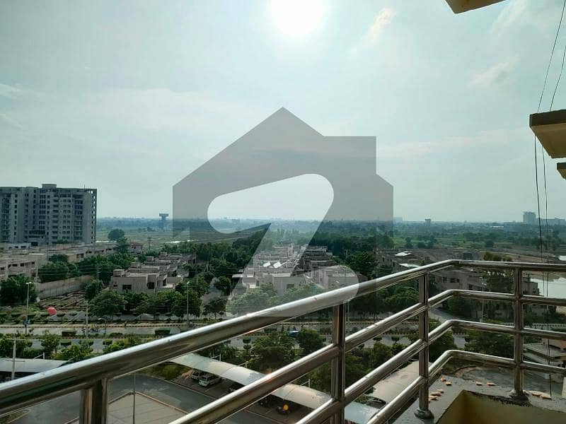 10 Marla 3 Bed Flat On 7th Floor For Urgent Sale In Askari 11 Lahore