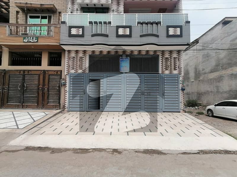 حیات آباد فیز 7 - ای5 حیات آباد فیز 7 حیات آباد پشاور میں 7 کمروں کا 5 مرلہ مکان 2.85 کروڑ میں برائے فروخت۔
