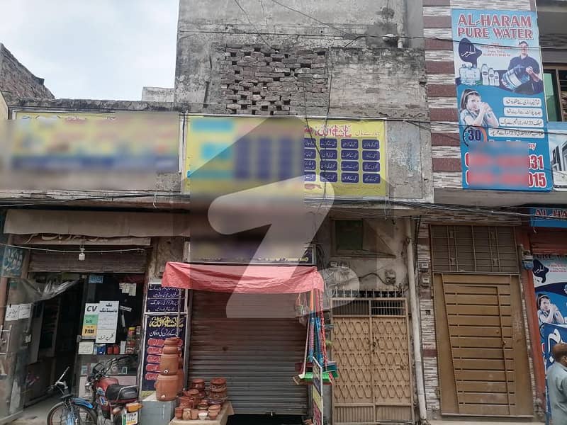 پیکو روڈ لاہور میں 4 مرلہ عمارت 1.5 کروڑ میں برائے فروخت۔