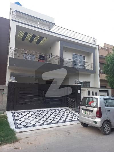 نیسپاک سکیم فیز 3 ڈیفینس روڈ لاہور میں 7 کمروں کا 9 مرلہ مکان 3 کروڑ میں برائے فروخت۔