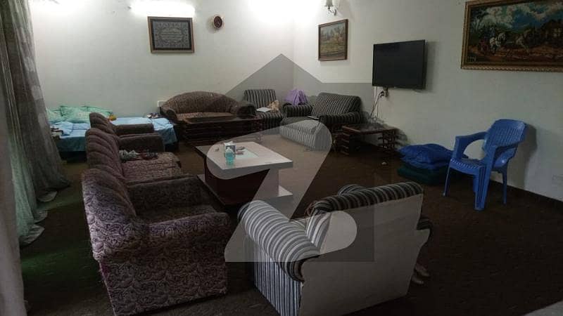 1 Kanal House For Sale With Basement