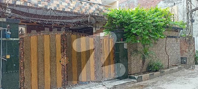 شالیمار لنک روڈ لاہور میں 5 کمروں کا 12 مرلہ مکان 2.75 کروڑ میں برائے فروخت۔