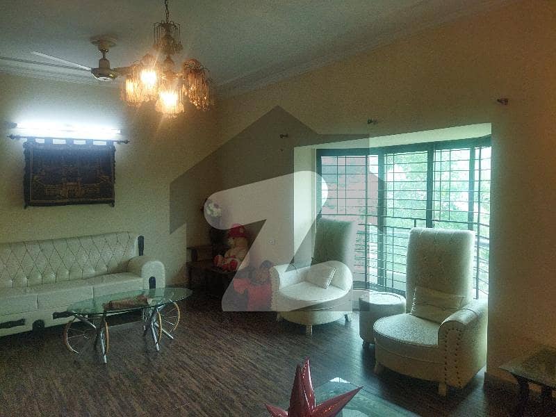 ریونیو سوسائٹی - بلاک بی ریوینیو سوسائٹی لاہور میں 2 کمروں کا 1 کنال بالائی پورشن 47 ہزار میں کرایہ پر دستیاب ہے۔
