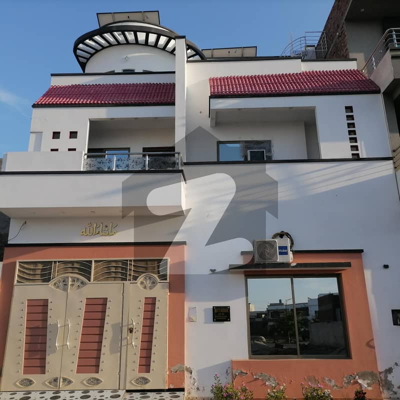 پام ویو ہاؤسنگ سوسائٹی ساہیوال میں 5 کمروں کا 5 مرلہ مکان 1.3 کروڑ میں برائے فروخت۔