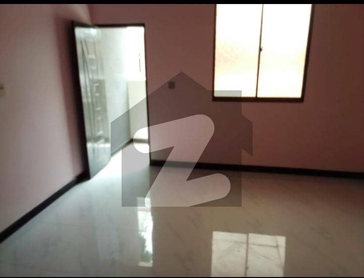 ہادی آباد سکیم 33 کراچی میں 2 کمروں کا 4 مرلہ بالائی پورشن 59 لاکھ میں برائے فروخت۔