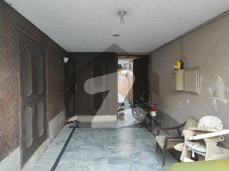 A Well Designed Lower Portion Is Up For Rent In An Ideal Location In New Muslim Town