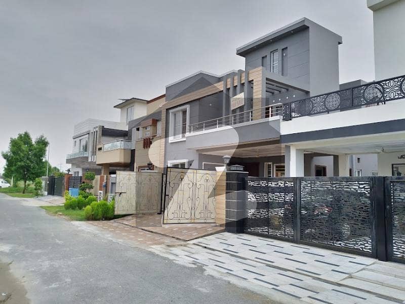 Modern Design 10 Marla House Is Up For Sale in DHA Ph 11
