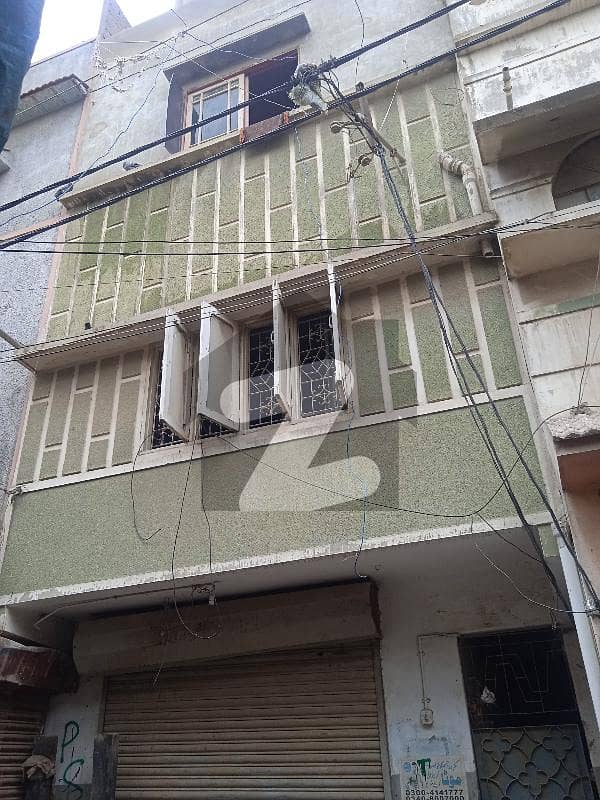 پاپوش نگر نارتھ ناظم آباد کراچی میں 5 کمروں کا 4 مرلہ مکان 90 لاکھ میں برائے فروخت۔