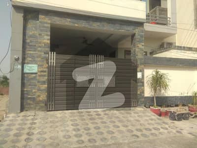 کریم گارڈن فیصل آباد میں 4 کمروں کا 6 مرلہ مکان 1.3 کروڑ میں برائے فروخت۔