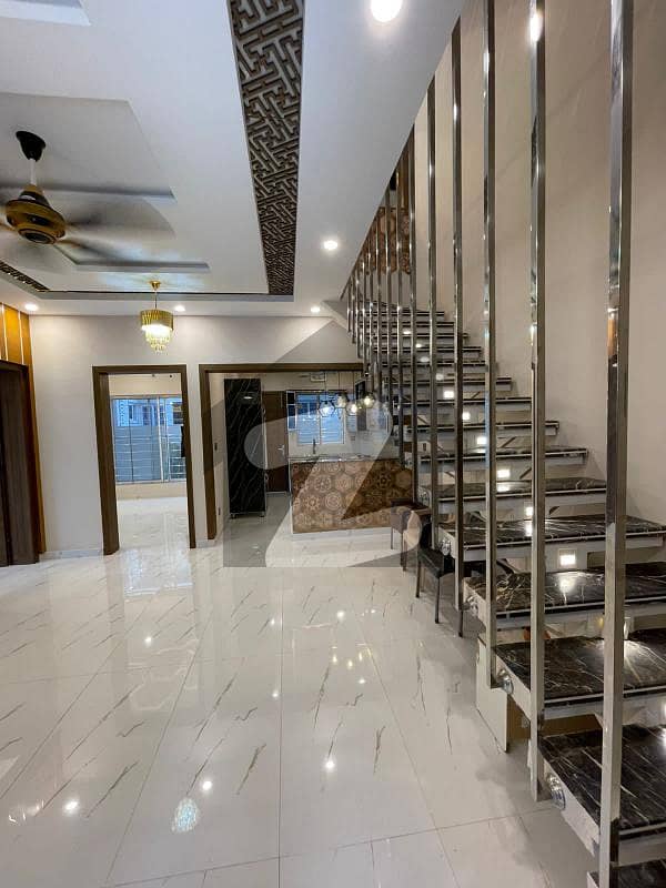 2250 Square Feet House For Sale Is Available In Bahria Town - Nargis Block