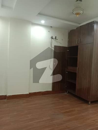 1 Bed Non Furnished flat available In Sector E Bahria Town