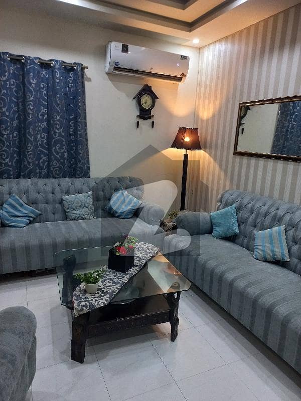 مون ولاز سمسانی روڈ لاہور میں 3 کمروں کا 5 مرلہ مکان 1.4 کروڑ میں برائے فروخت۔