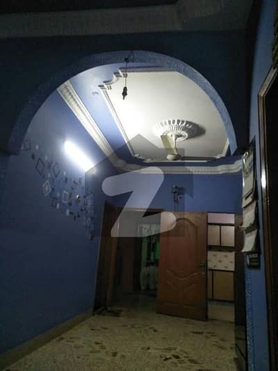 محمود آباد کراچی میں 10 کمروں کا 10 مرلہ عمارت 14 کروڑ میں برائے فروخت۔