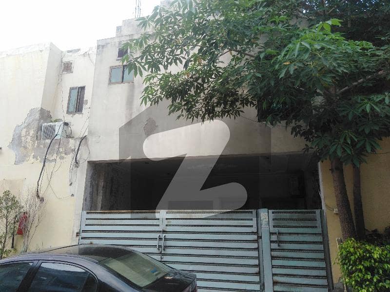5 Marla Near To Main Road Opposite C Block Commercial Market Park Facing 2 Side Open House