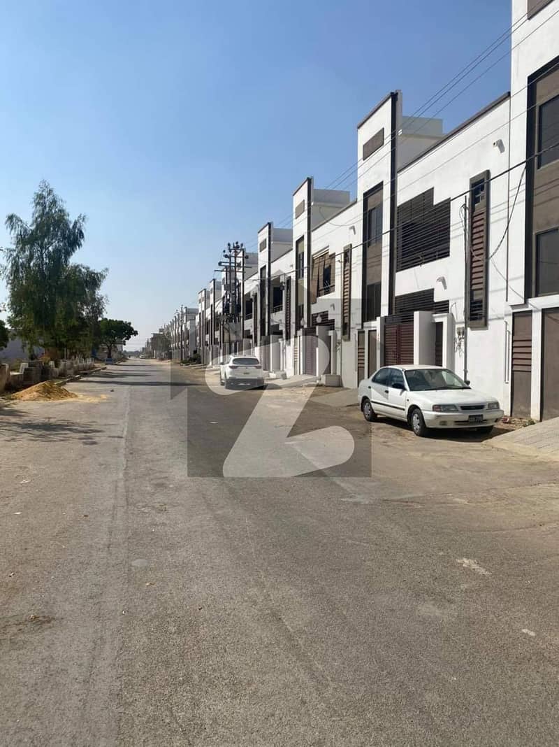 Prime Location Lower Portion Sized 165 Square Yards In Gulshan-e-Usman Housing Society