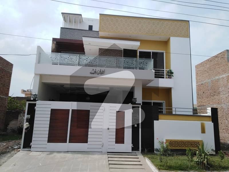 House For sale Situated In Khayaban-e-Naveed