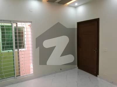 House For rent Situated In Zaheer Villas