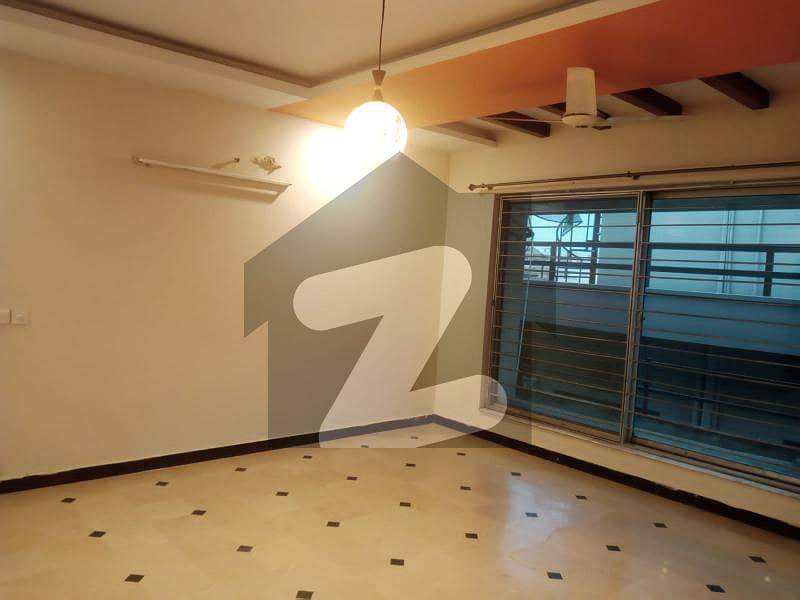 Affordable Flat For Sale In Akas Mall & Residencia
