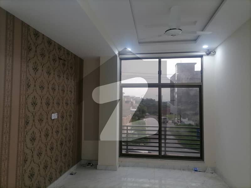 Get Your Hands On Flat In Islamabad Best Area