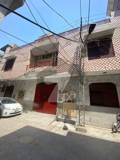 مزنگ چونگی مزنگ لاہور میں 11 کمروں کا 13 مرلہ مکان 3.9 کروڑ میں برائے فروخت۔