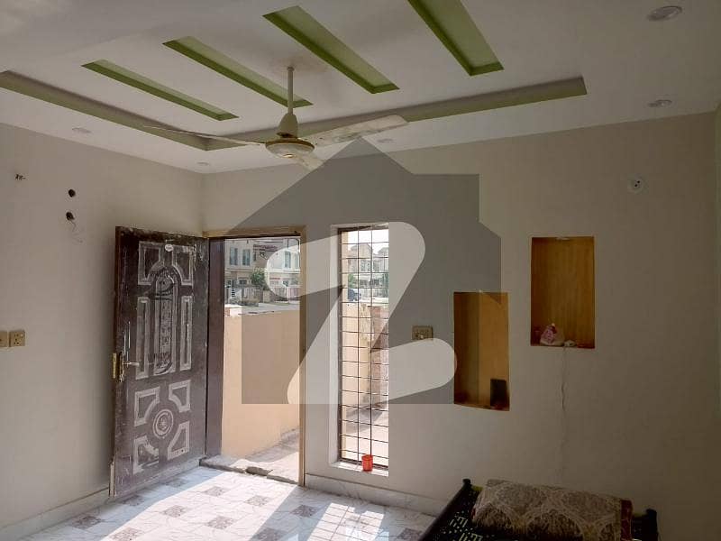 ایڈن آباد ایڈن لاہور میں 2 کمروں کا 3 مرلہ فلیٹ 45.7 لاکھ میں برائے فروخت۔
