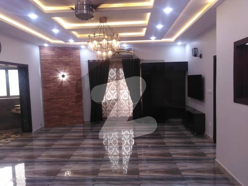 Bahria Town Phase 8 - Block J House Sized 10 Marla Is Available