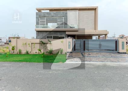 Luxury And Lavish 1 Kanal Villa For Sale At Hot Location In Dha