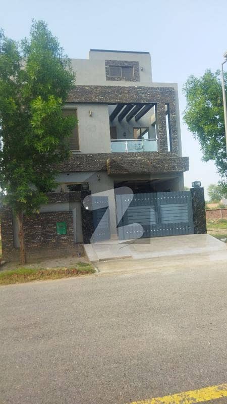 5 Marla Beautiful House For Sale Very Low Price In Bahria Orchard Lahore