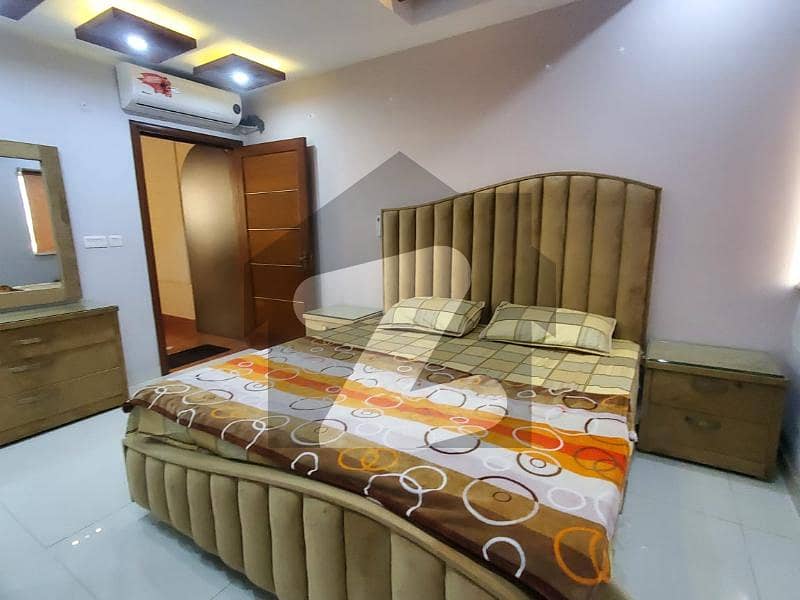 بحریہ ٹاؤن مین بلیوارڈ بحریہ ٹاؤن لاہور میں 1 کمرے کا 2 مرلہ فلیٹ 47 ہزار میں کرایہ پر دستیاب ہے۔