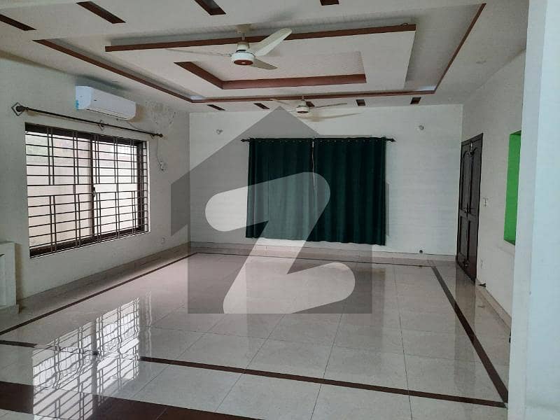 Stunning 1 Kanal Double Storey House for Sale in E-16/3 Cabinet Division Islamabad